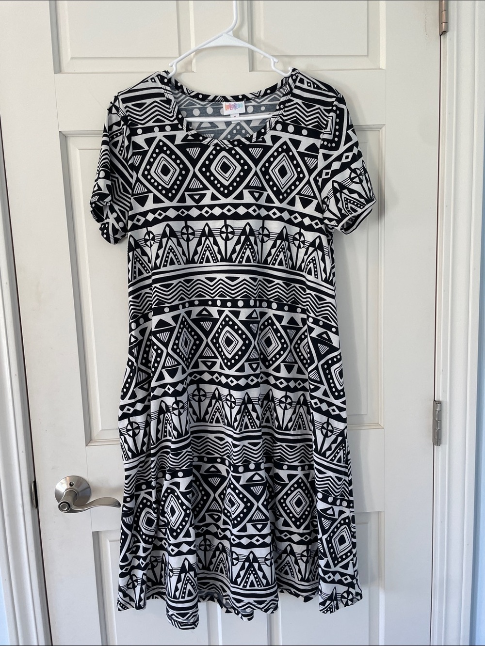 Black & White Geometric Swing Dress with Pockets - Medium
